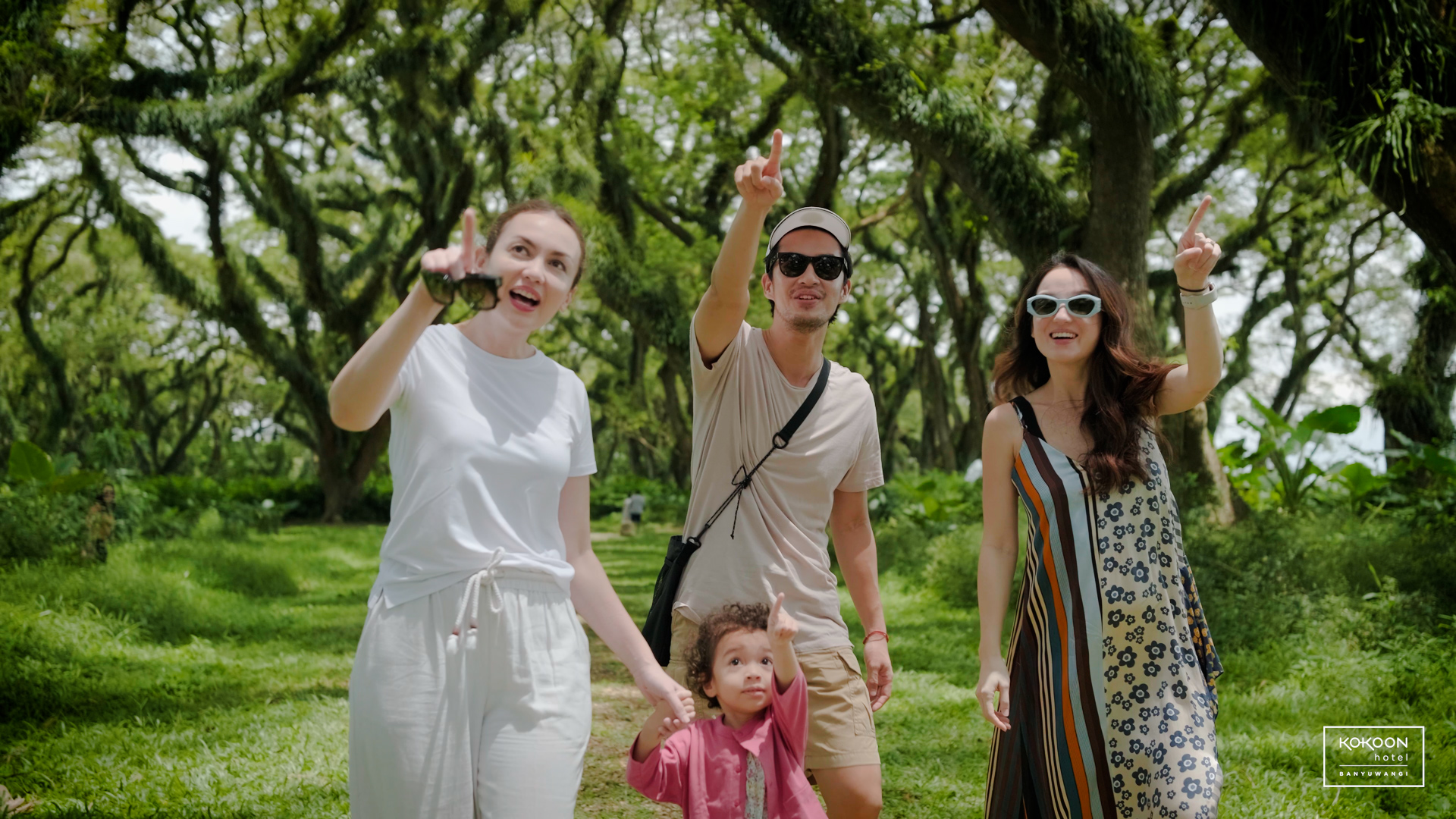 Kokoon Hotel .00_00_13_09.Still002